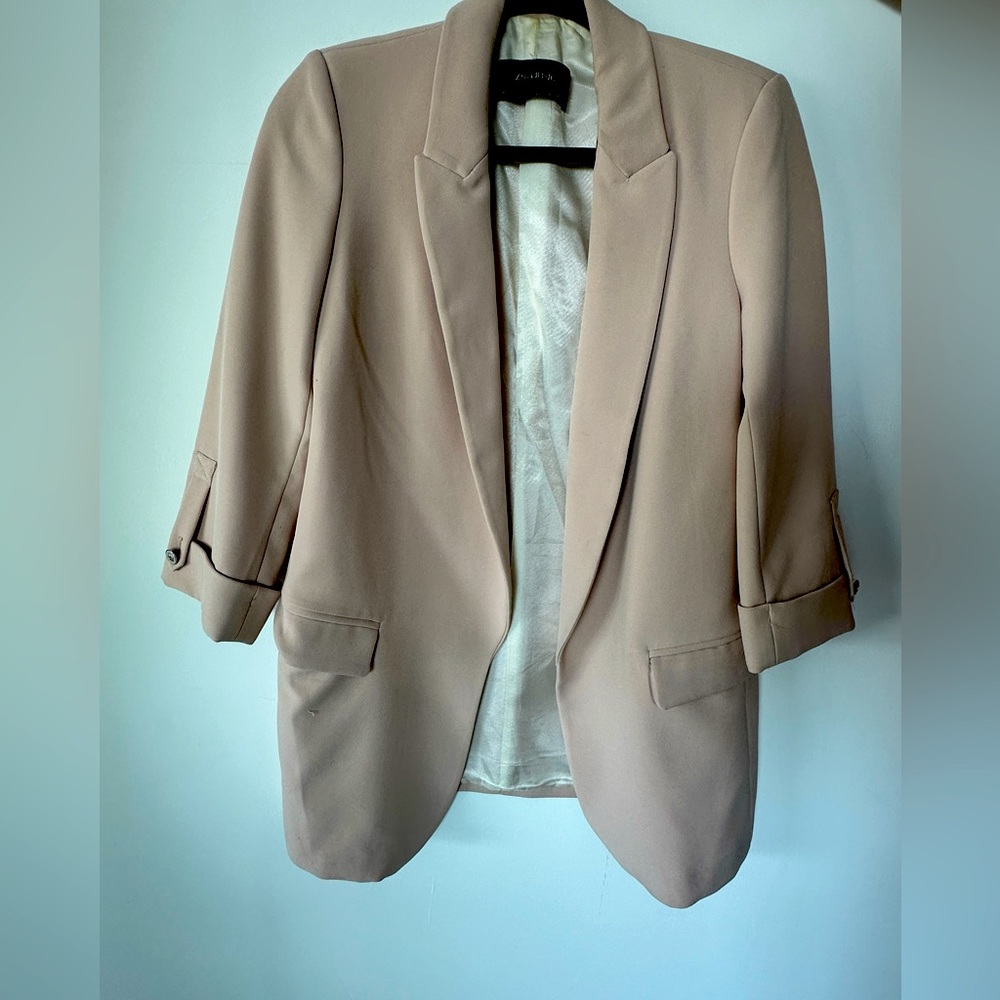 Light pink blazer. Zara